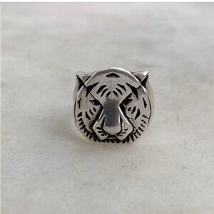 Mimosa Handcrafted Tiger Ring
